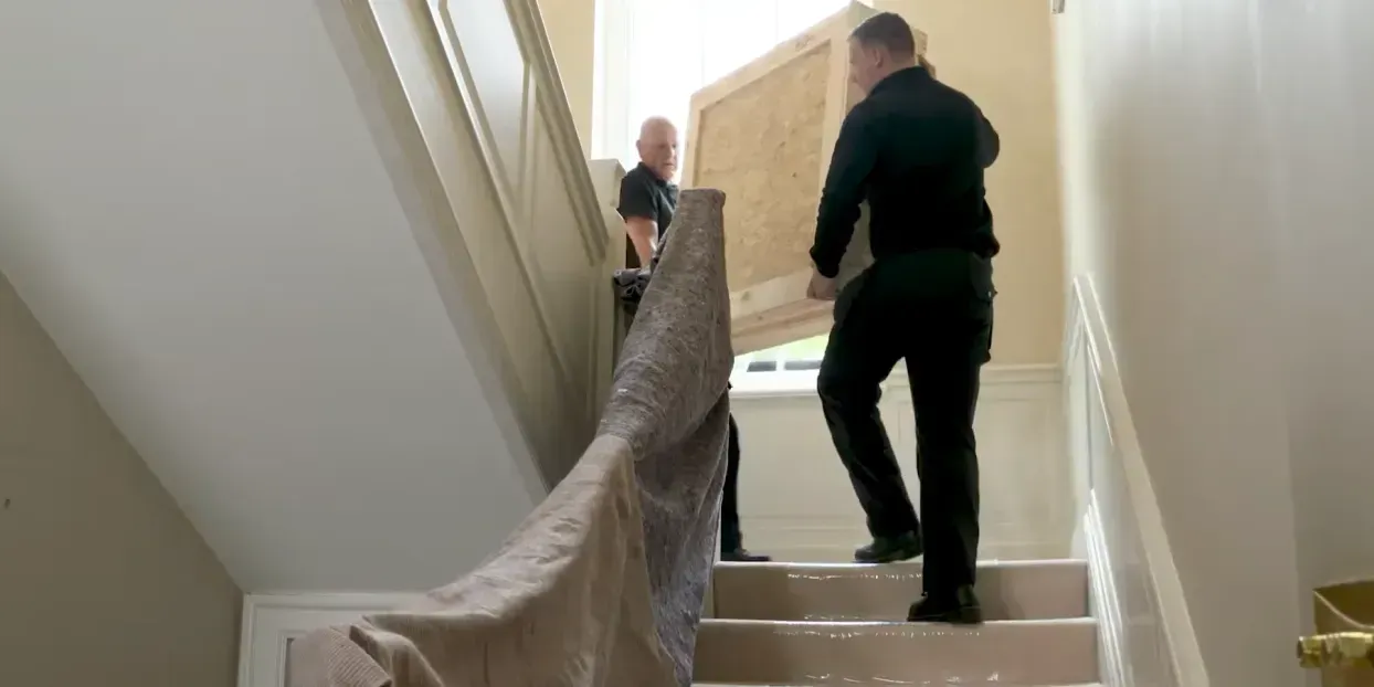 Careful packing, smooth moving